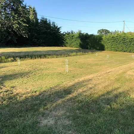 Σπίτι διακοπών Rose With Seasonal Swimming Pool Le Mesnil-Gilbert