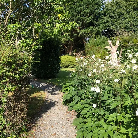 Rose With Seasonal Swimming Pool * Le Mesnil-Gilbert