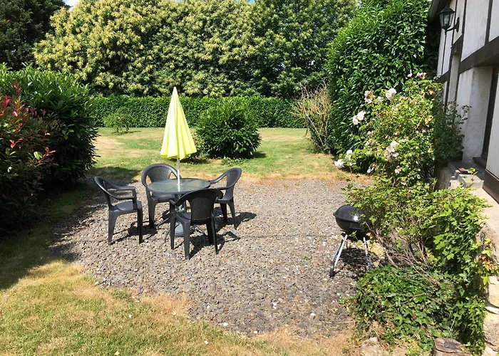 Nyaraló Rose With Seasonal Swimming Pool *